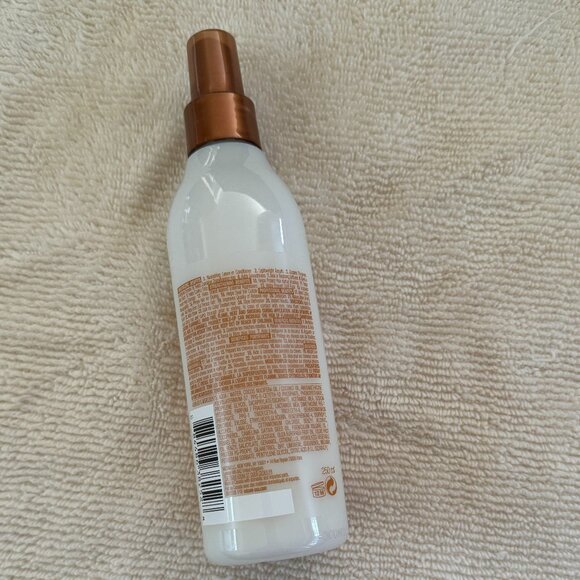Mizani 25 Miracle Milk Multi-tasking Leave-in Spray, 8.5 oz - Picture 2 of 2